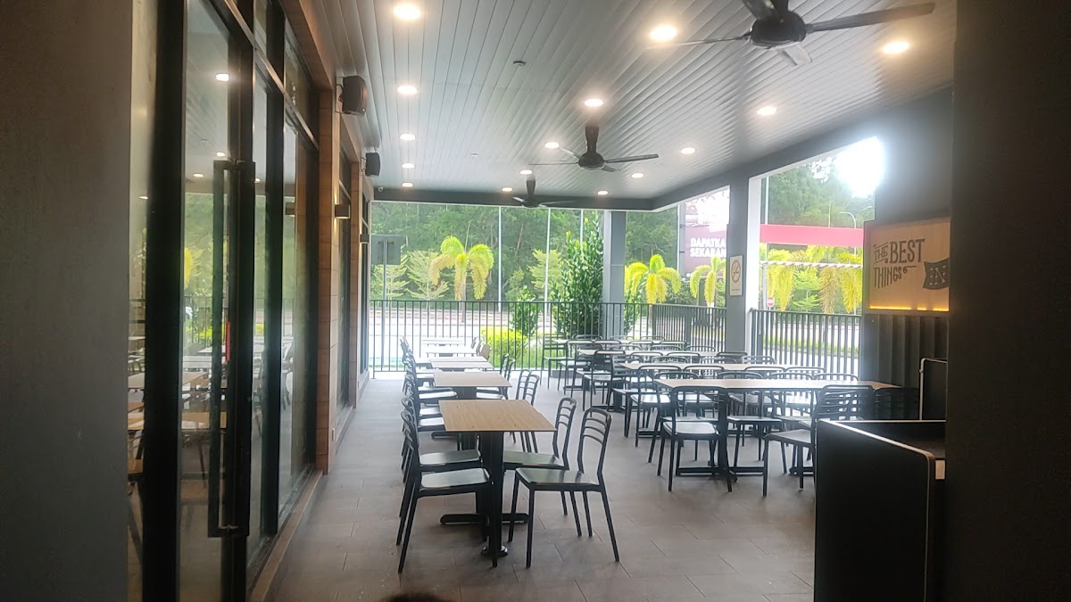 KFC SERI IMPIAN KLUANG DT Photo 2