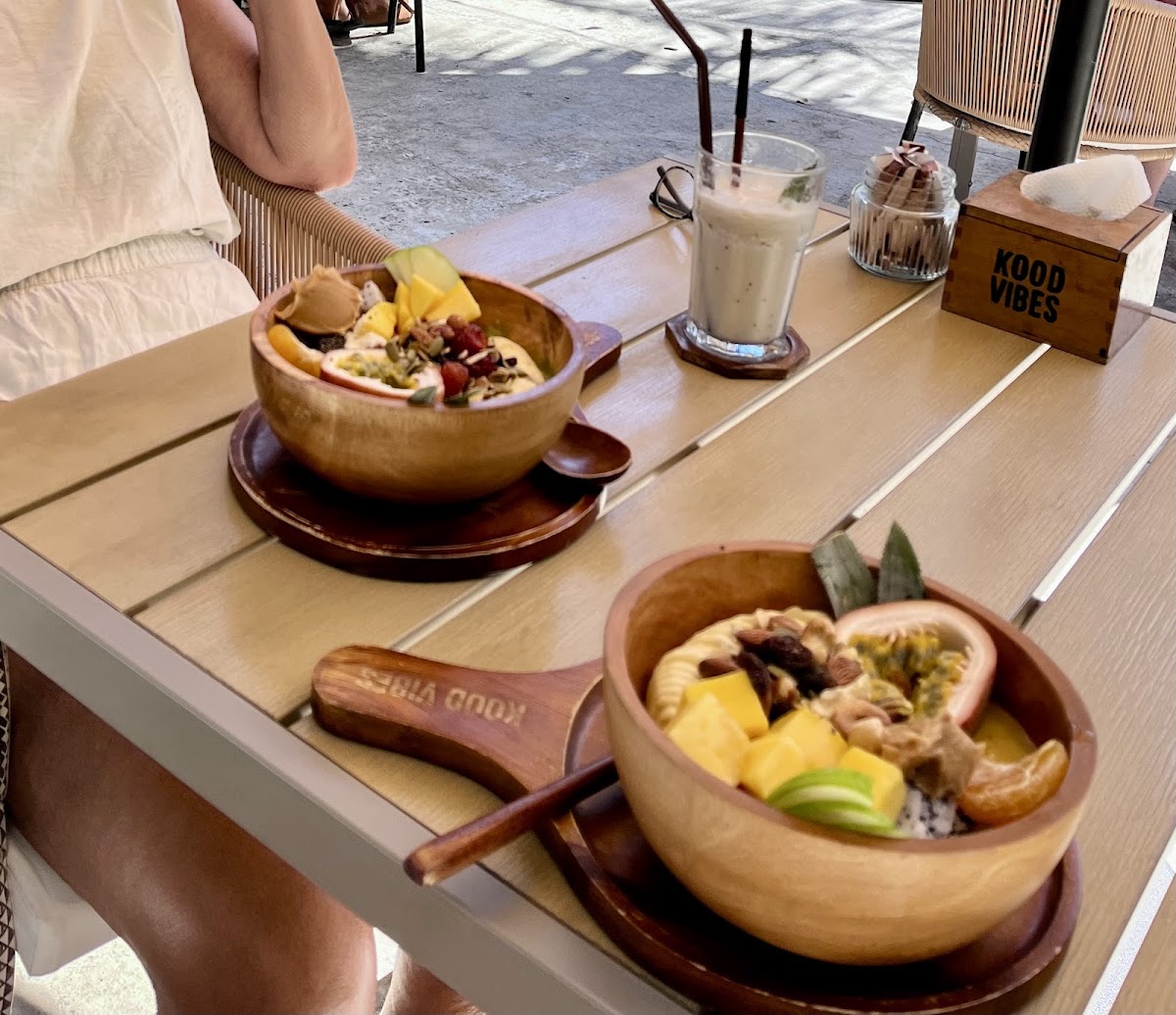 Kood Vibes Bakery & Restaurant Photo 4