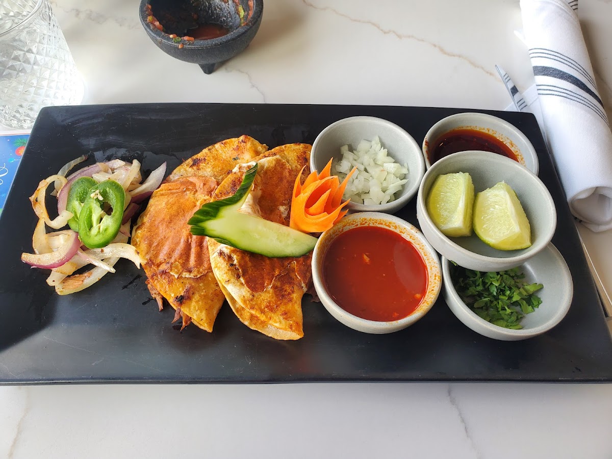 Encanto Cocina & Tequila Bar Photo 8