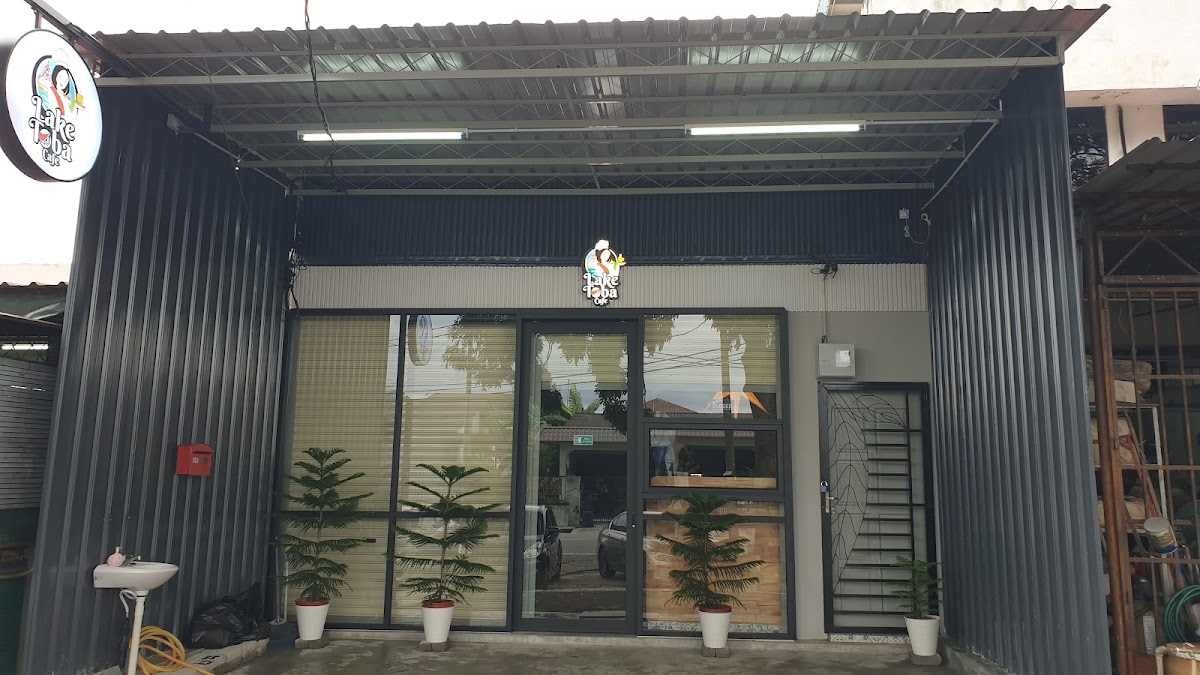 LAKE TOBA CAFE