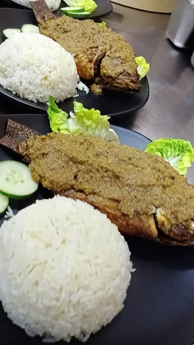 LAKE TOBA CAFE Photo 2