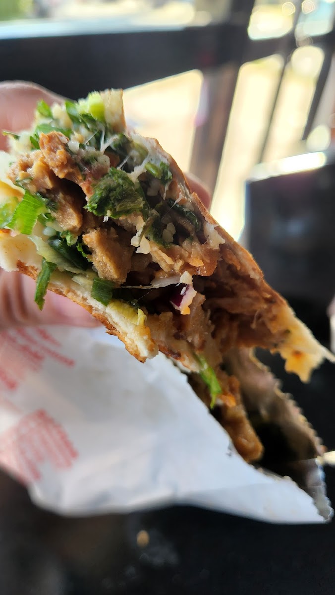 Emerald Kebab House and Woodfire Pizza Photo 4