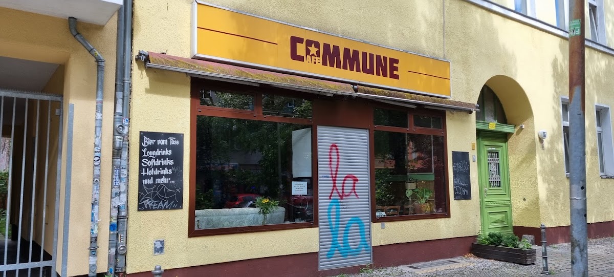 Cafe Commune Photo 2