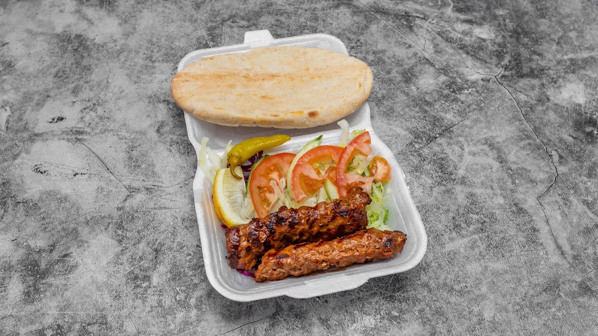 Has Kebab Centre Photo 7