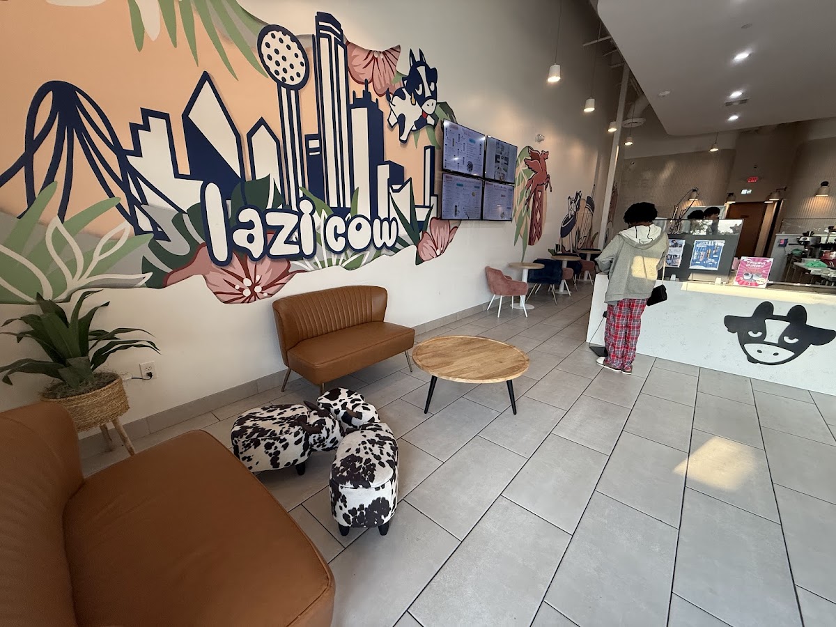Lazi Cow - Frisco Photo 4