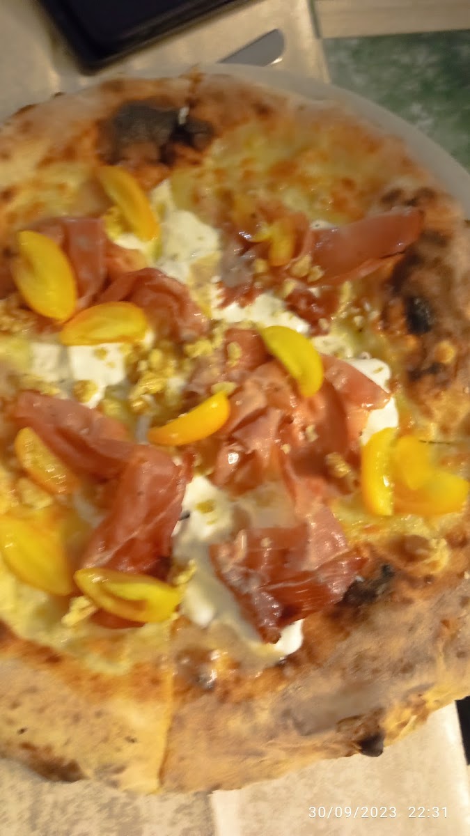 Gardenia Pizzeria Photo 10