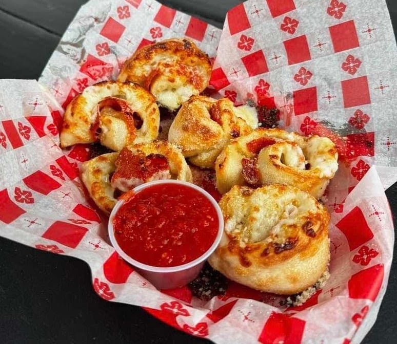 Olde Towne Pizza Company Photo 3