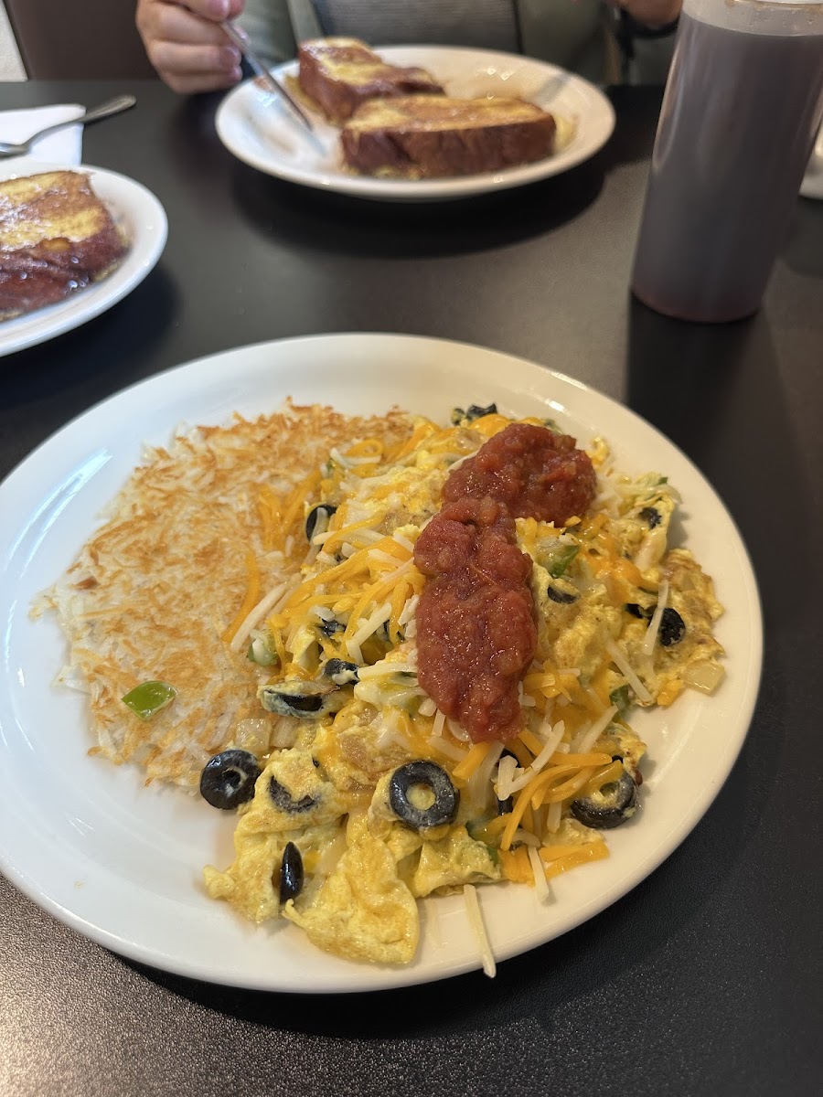 Knotty Pine Diner Photo 2
