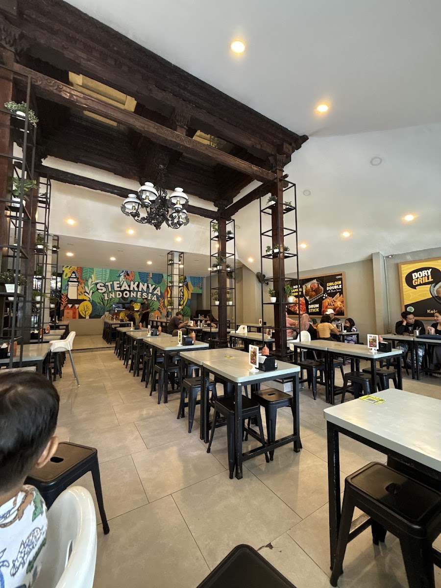 Waroeng Steak & Shake Ciputat Photo 3