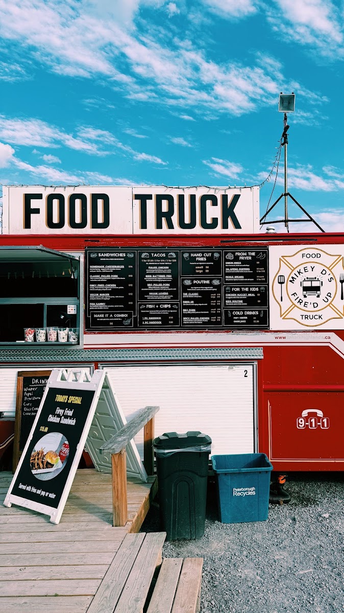 Mikey D’s Fire’d Up Food Truck Photo Menu 8