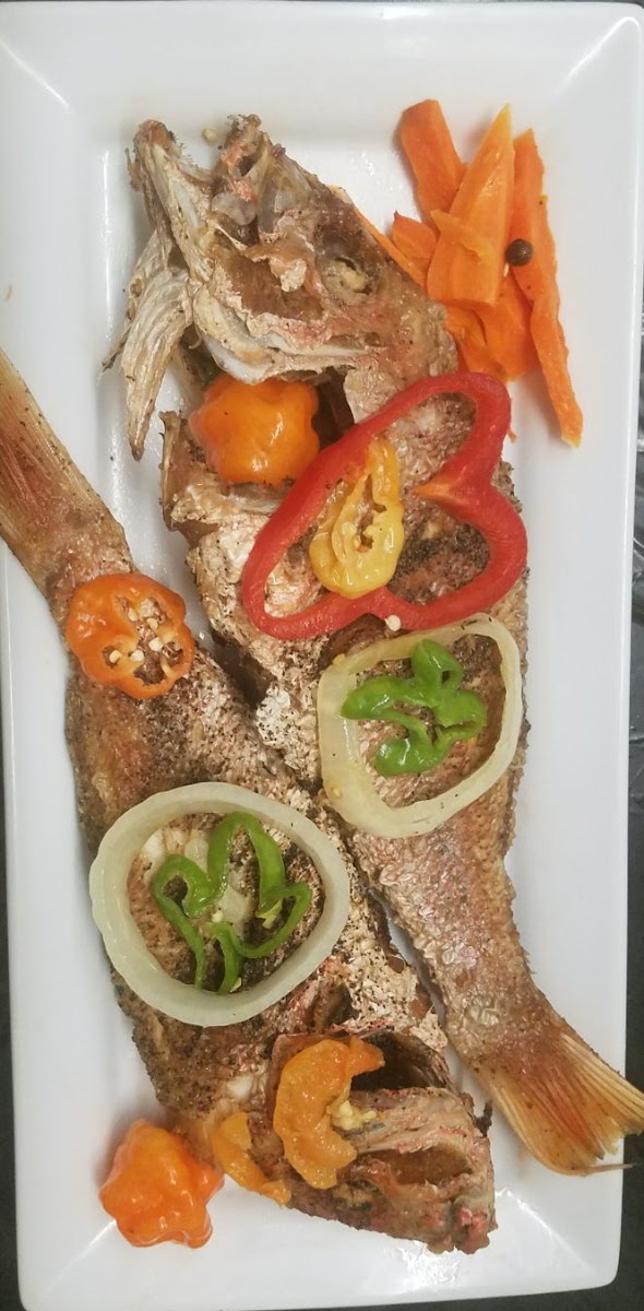 Island Cuisine Photo 9