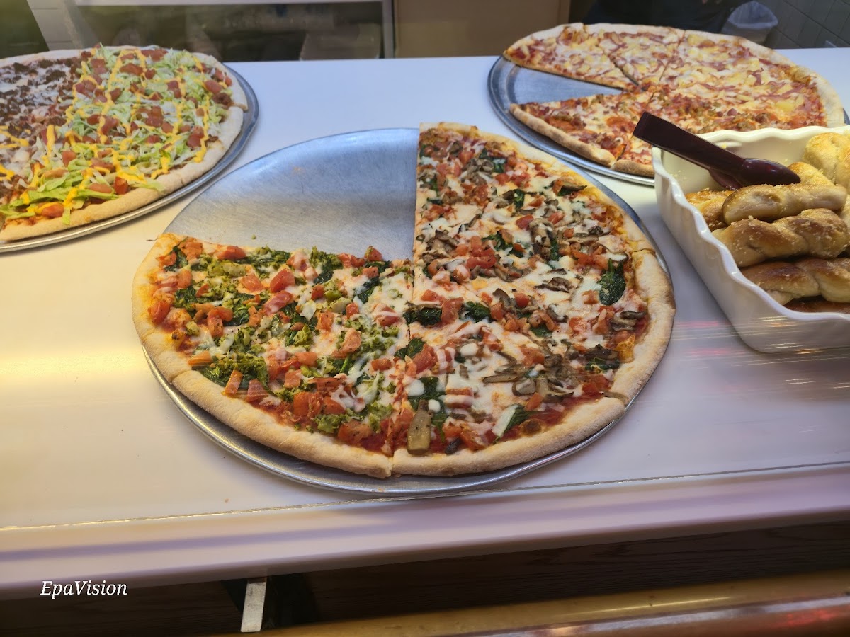 Dino's Pizza Teria Photo 3