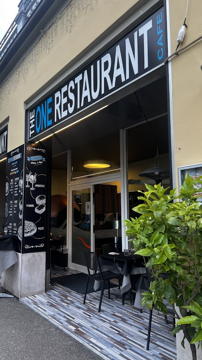 The One - Restaurant Cafè Photo 3