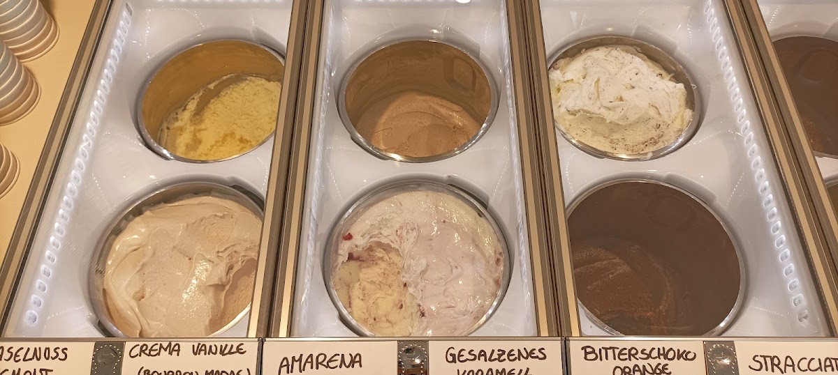 Mano Eismanufaktur - Eisdiele Photo 5