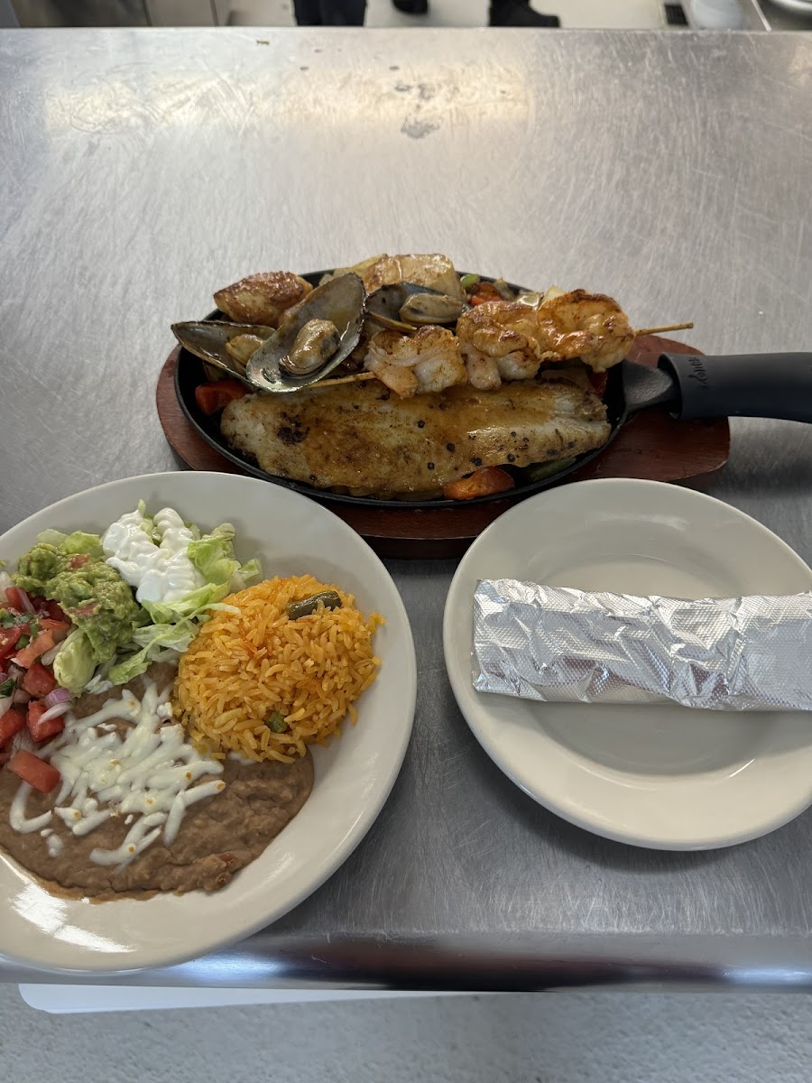 La Cienega Mexican Grill & Seafood Photo 7