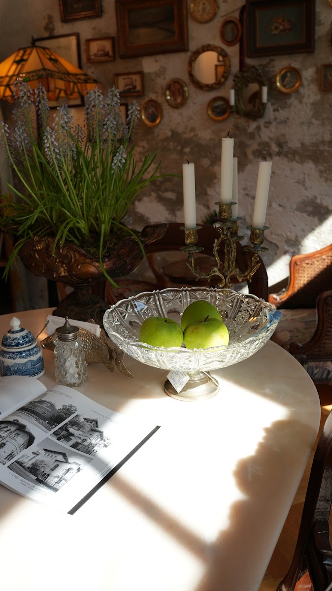 Italian Vintage Caffe & Prosecco Bar Photo 4