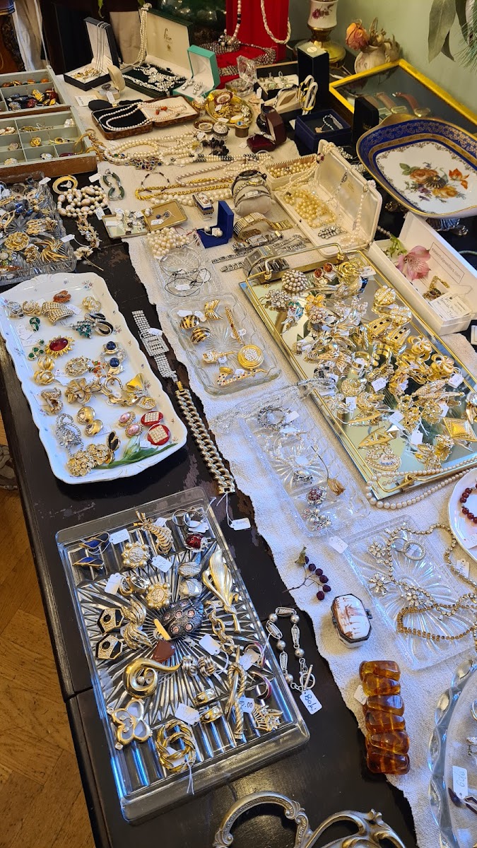 Italian Vintage Caffe & Prosecco Bar Photo 7