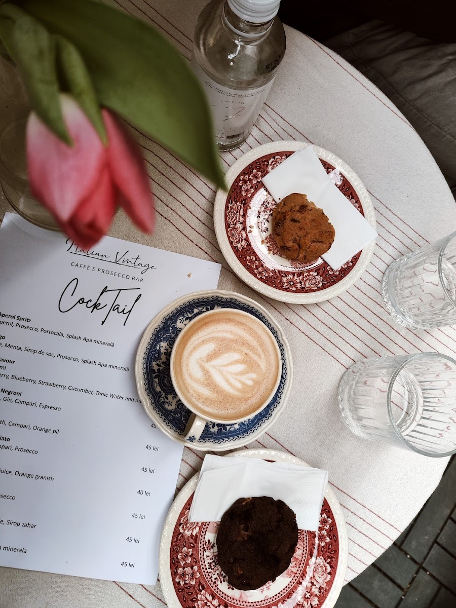 Italian Vintage Caffe & Prosecco Bar Photo Menu 6
