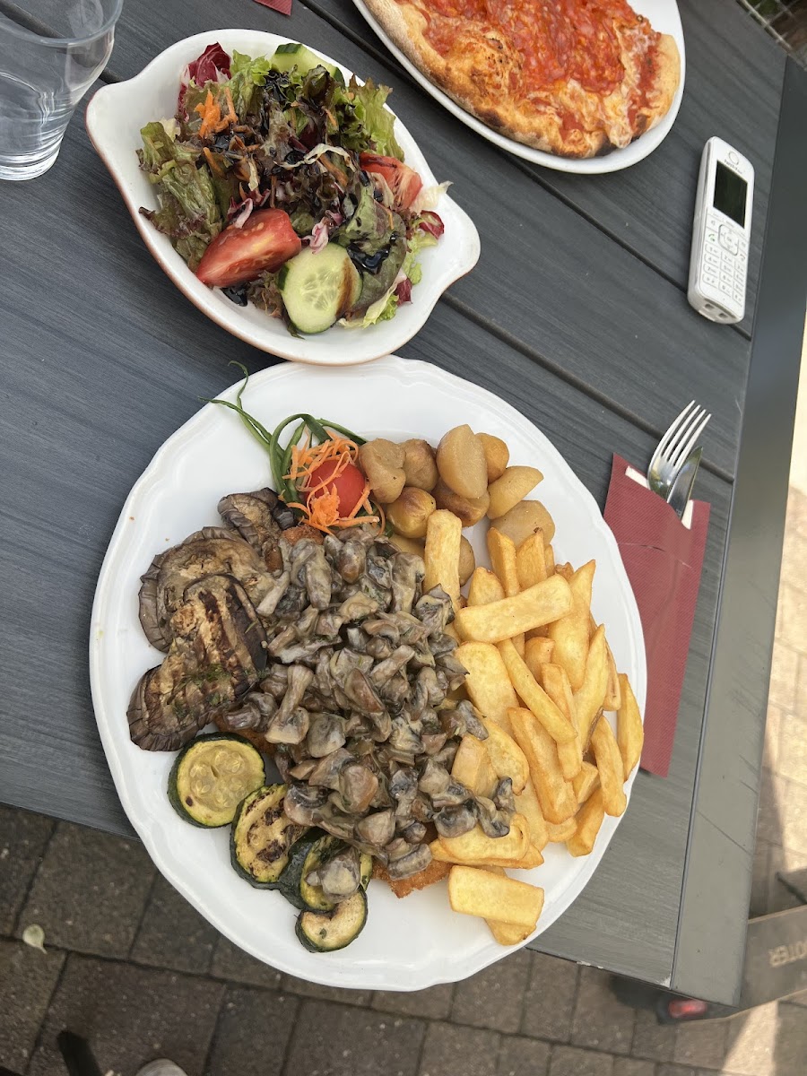 Mosella Bar & Terrasse | Pizzeria Abruzzo Photo 8