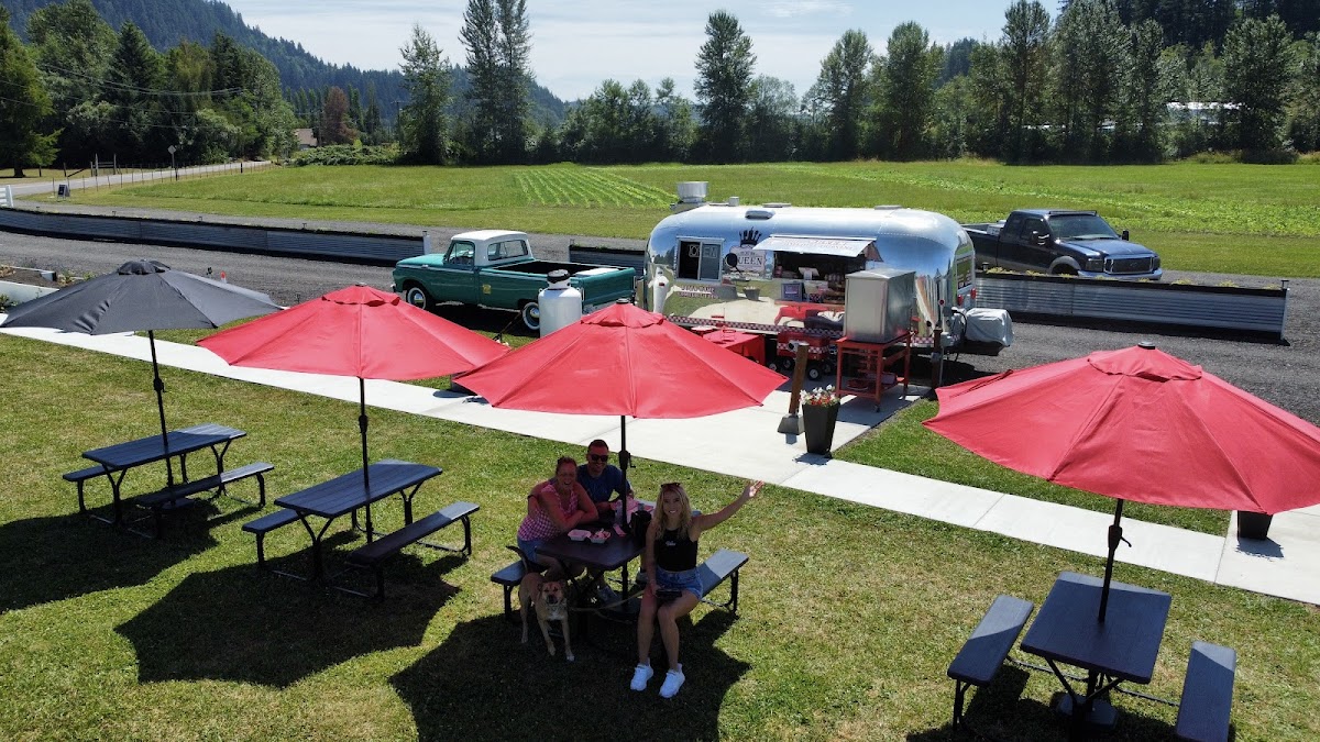 The Cast Iron Queen Food Truck Photo 3