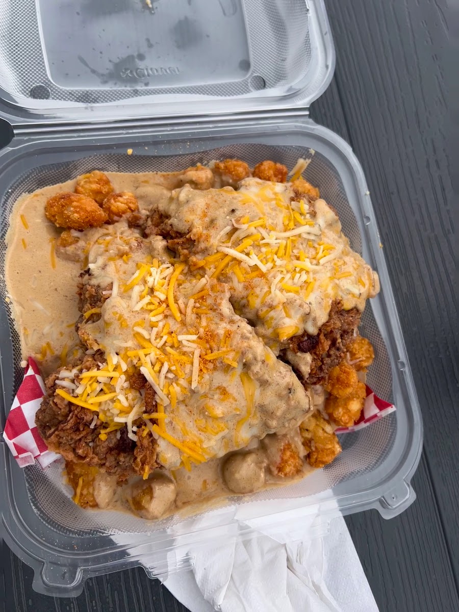 The Cast Iron Queen Food Truck Photo 5