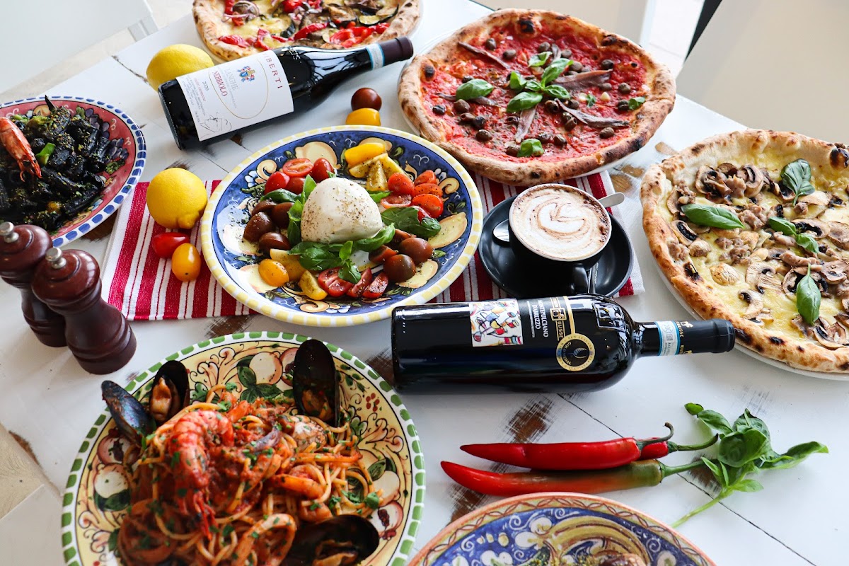 Amare Cucina Pizza Bar Photo 3