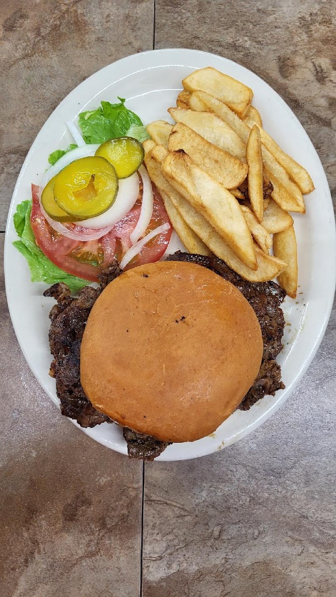 Crossroads Steakhouse Photo 10