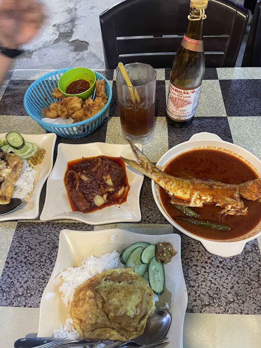 Asam Pedas Warung Cekodok Photo 4