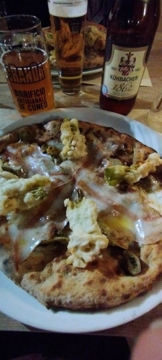 Pizzeria moto perpetuo Photo 9