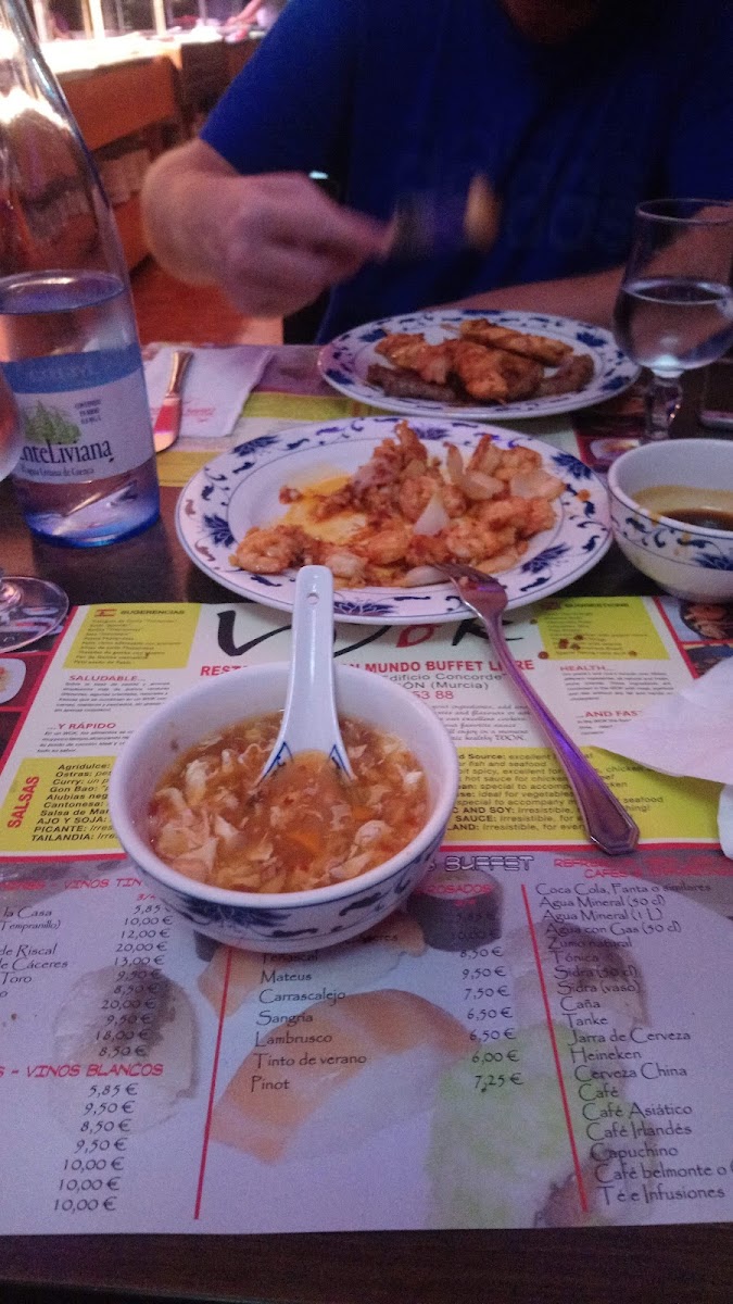RESTAURANTE GRAN MUNDO WOK BUFFET LIBRE Photo 9