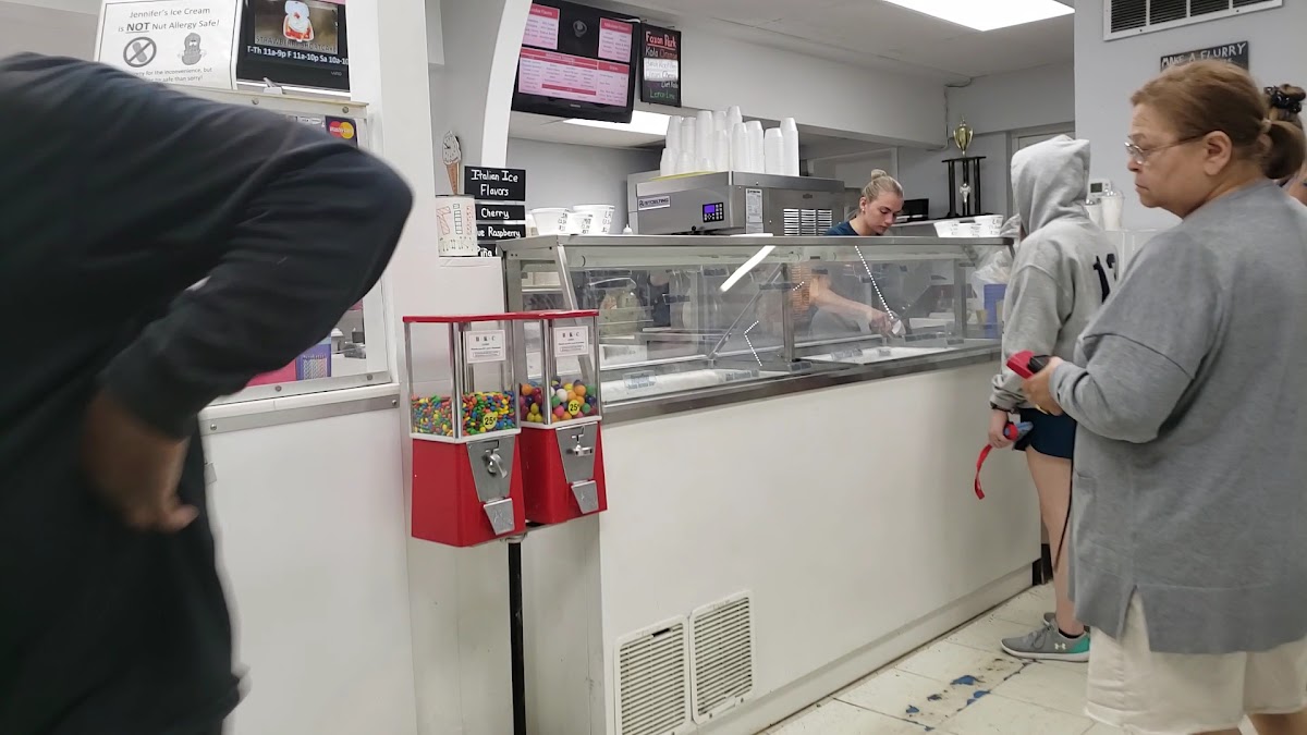 Jennifer's Ice Cream Photo 2