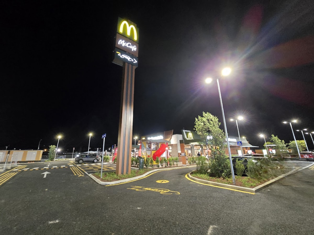 McDonald's Lariano Photo 4