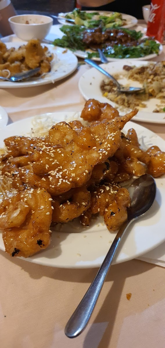 Golden Pond Chinese Restaurant Photo 10