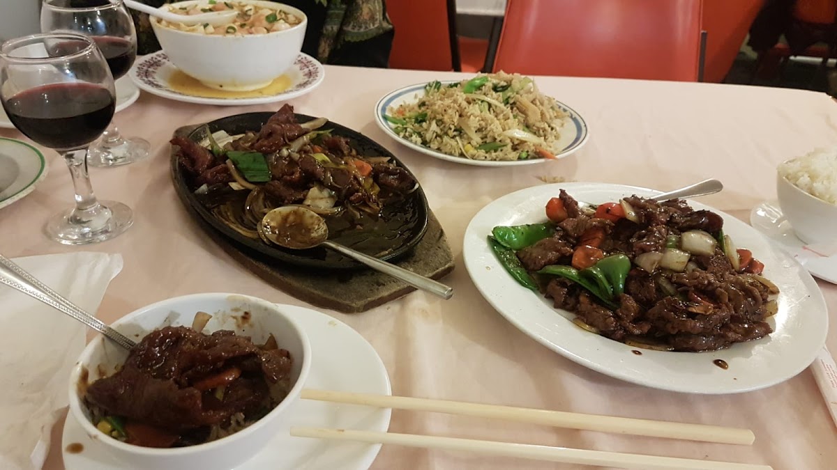 Golden Pond Chinese Restaurant Photo 7