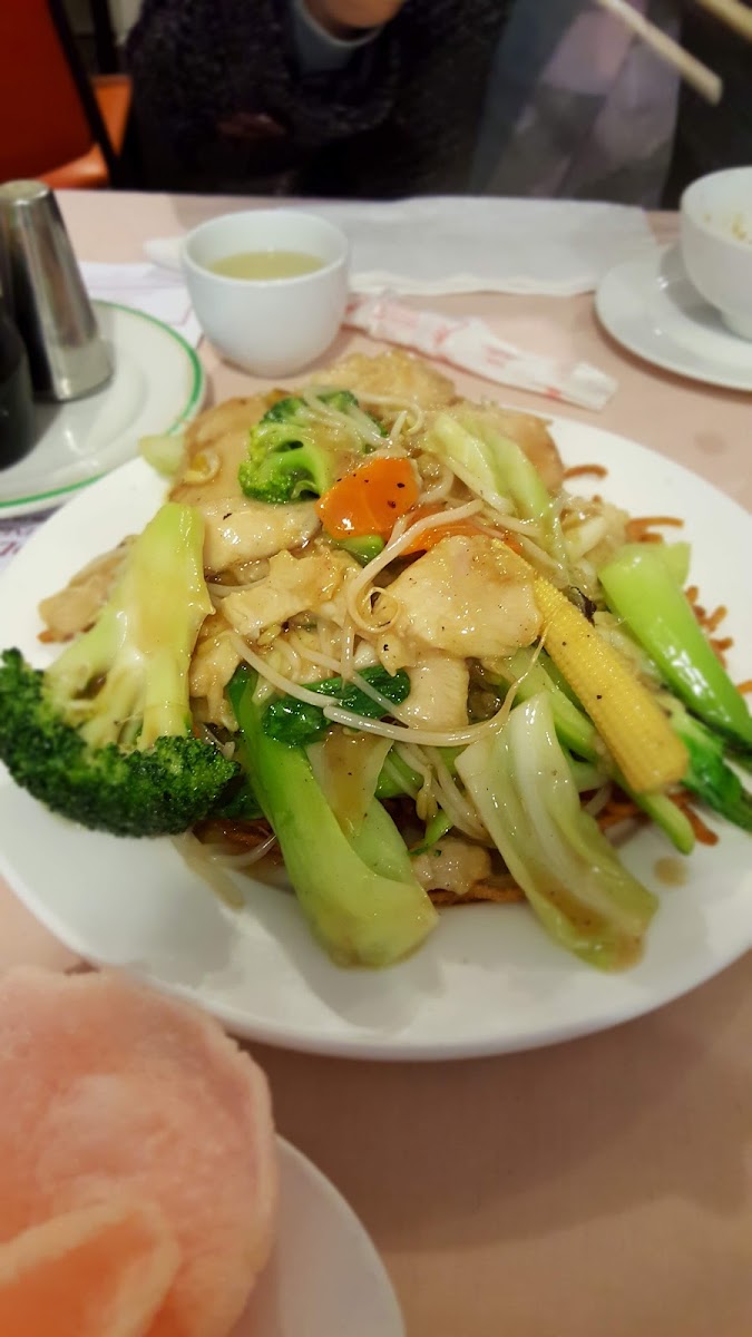 Golden Pond Chinese Restaurant Photo 8