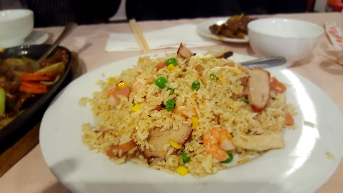 Golden Pond Chinese Restaurant Photo 9