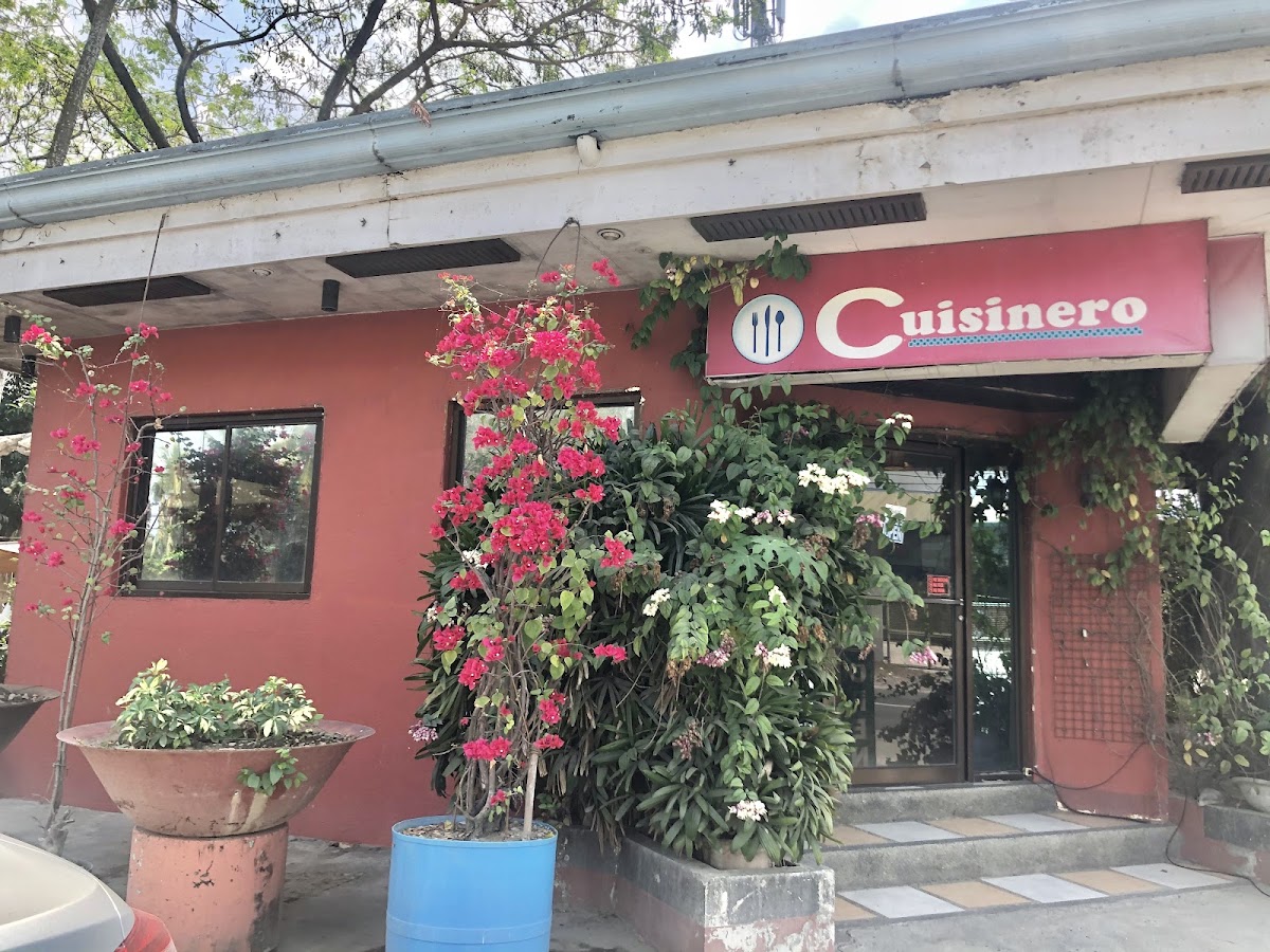 Cuisinero Garden Restaurant