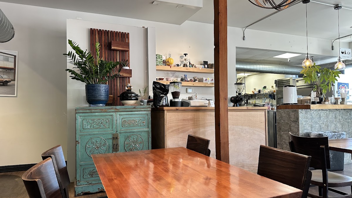 Red Coral Coffee Photo 6