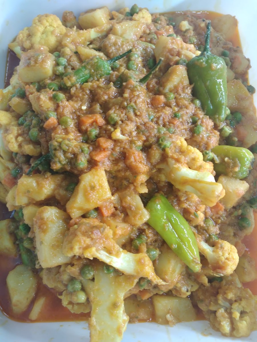 Desi Khana Photo 9