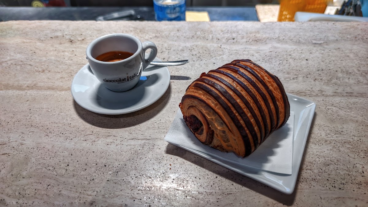 Cioccolatitaliani - Roma Termini Photo 5