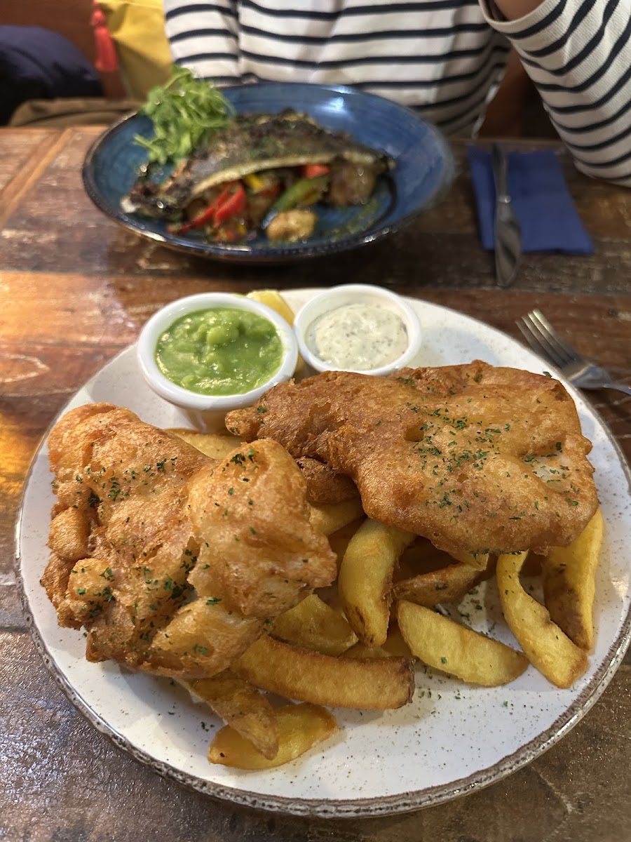 Burford House Pub Photo 5