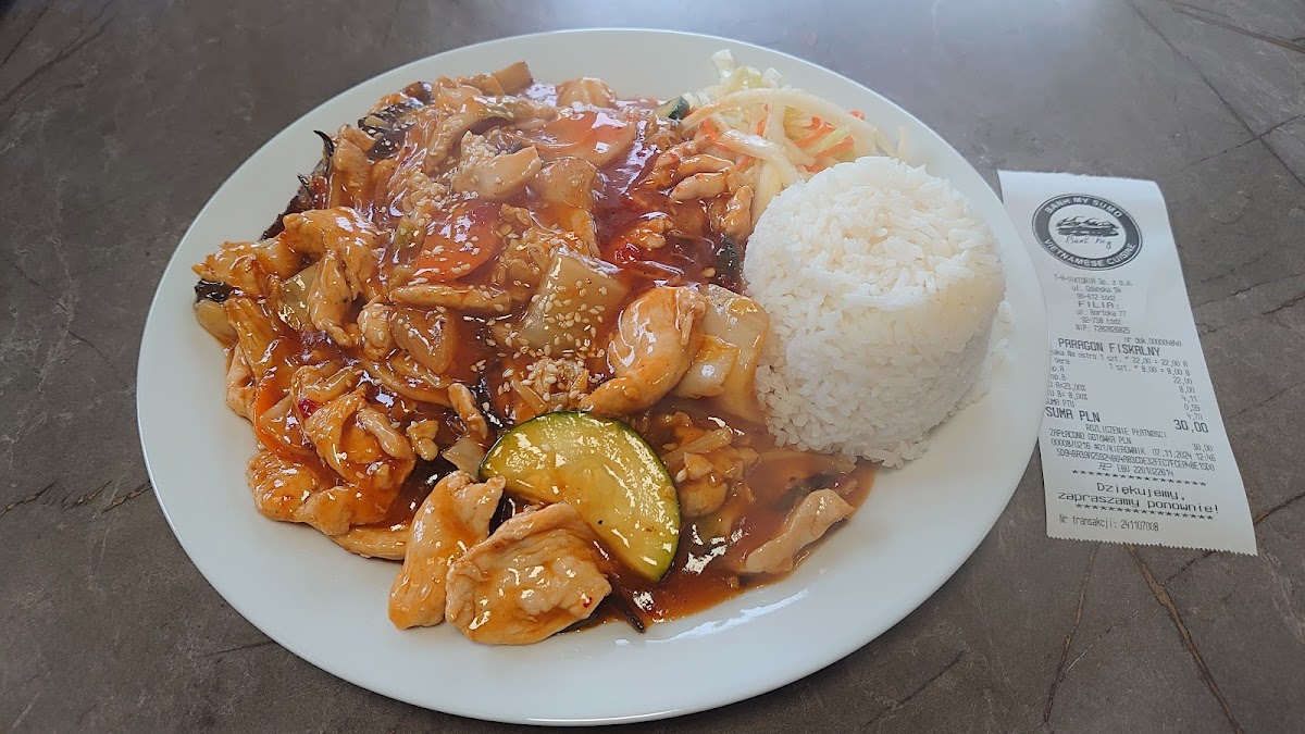 Ba Mien Oriental Bar Photo 5