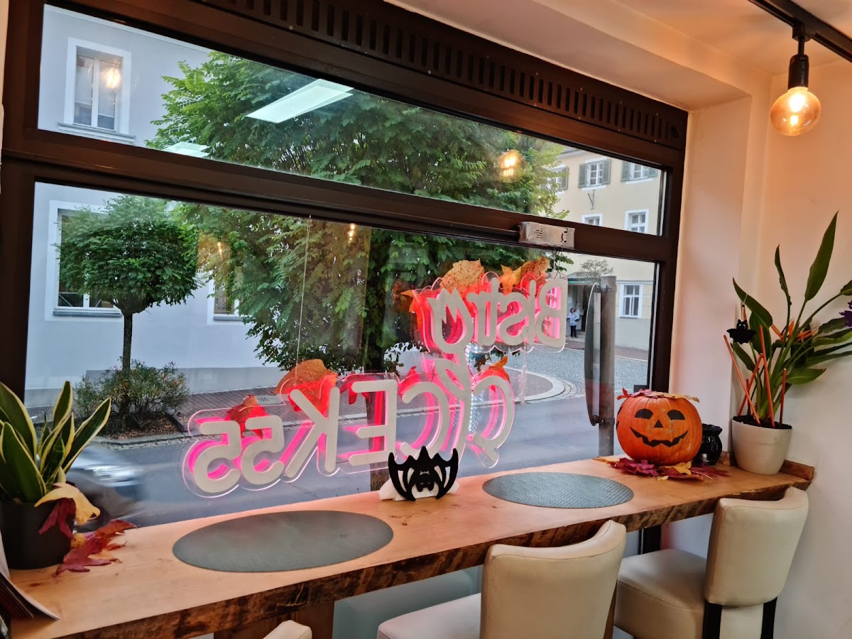 Bistro Cicek