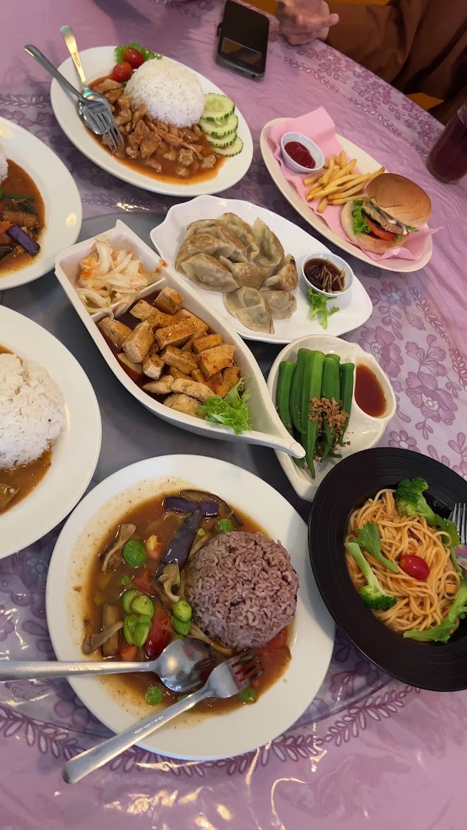 Home Recipe Vegetarian Cafe Photo 2