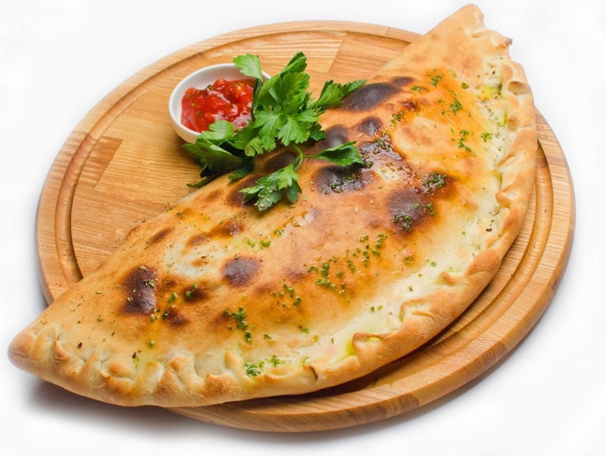 Pizzeria 2000 Di Ismaeil Ibrahim Metwally Photo 3