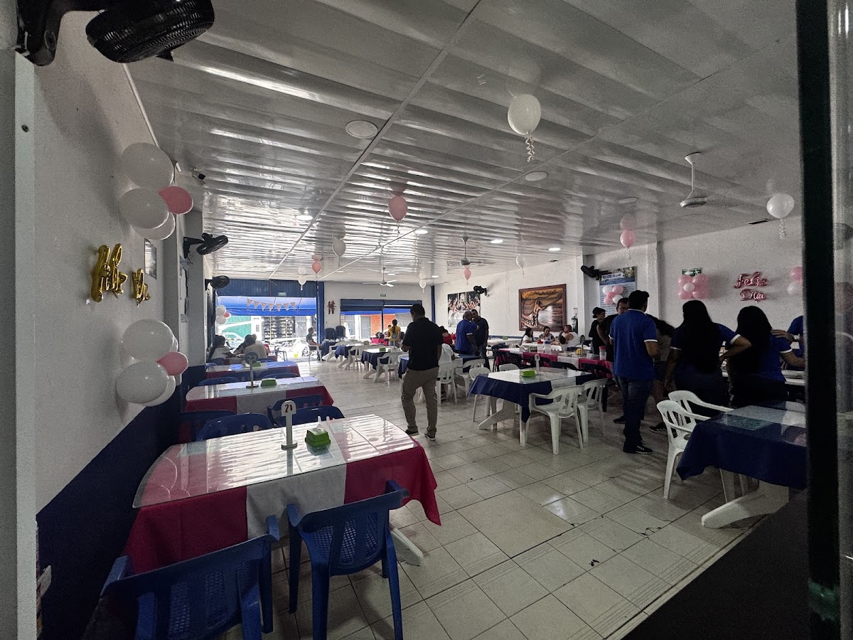 Restaurante el gran pez del llano
