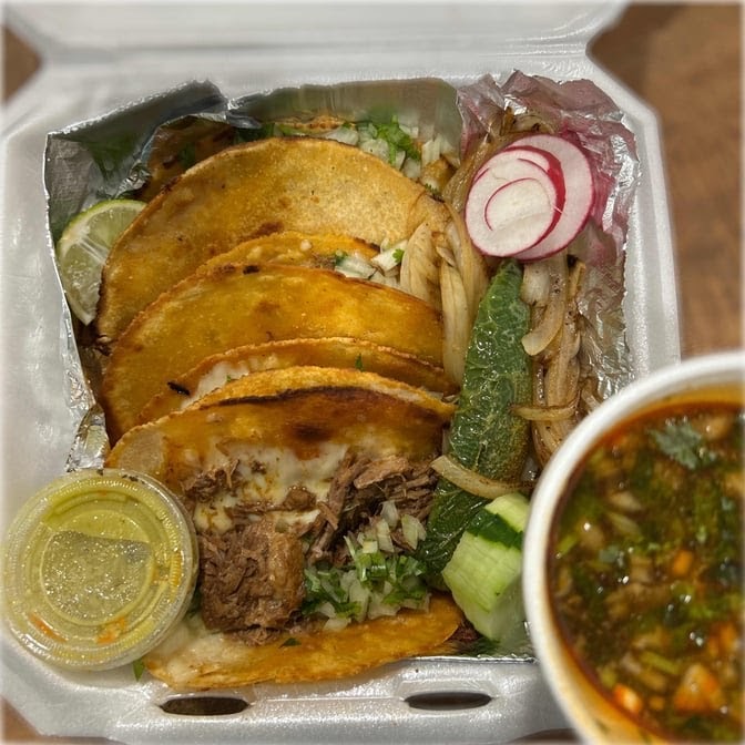 Taqueria Tajumulquense Photo 4