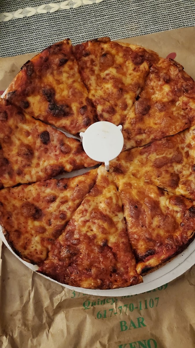 Alumni Pizza Quincy Photo 5