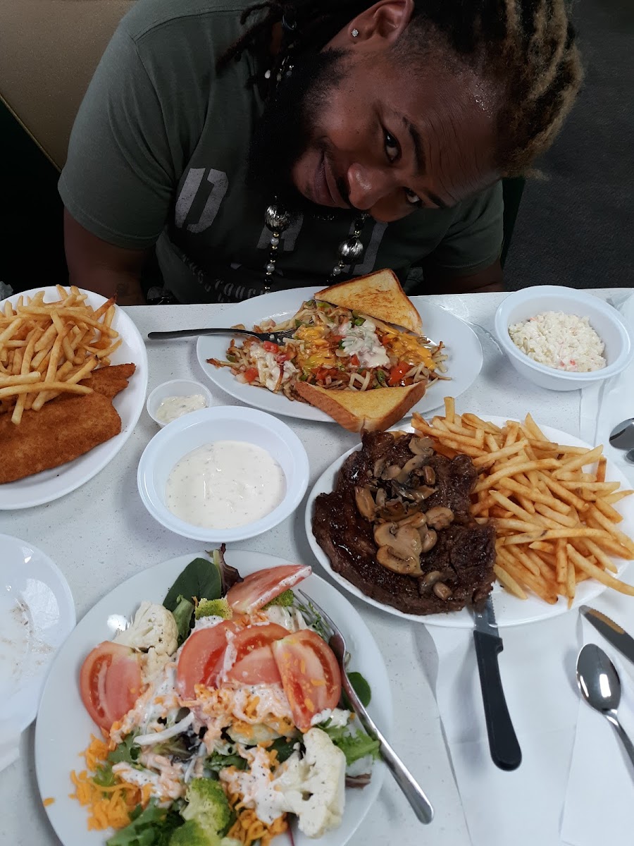 All American Diner Photo 7