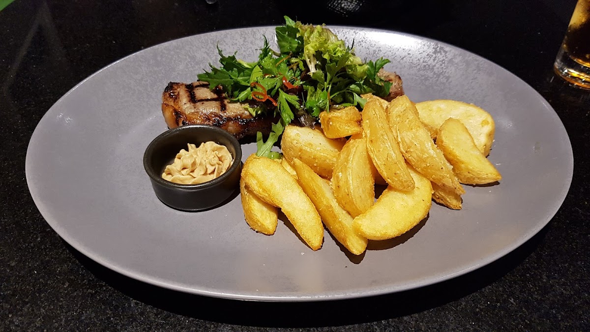 The Social Restaurant & Bar Photo 5